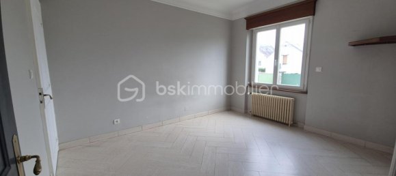 3 bedrooms House in Loury, France No. 45370 10