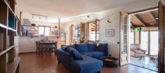 3 rooms House in Sarzana, Italy No. 151615 8