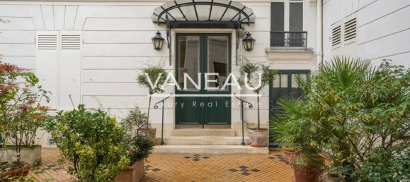 Apartamento de 2 habitaciónes en Paris, France No. 168002 2