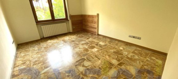Apartamento de 3 dormitorios en Cerete, Italy No. 271317 17