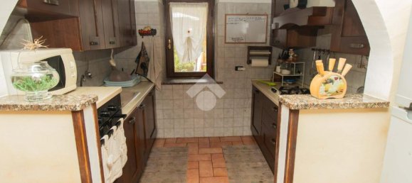 2 bedrooms House in Turin, Italy No. 272019 4