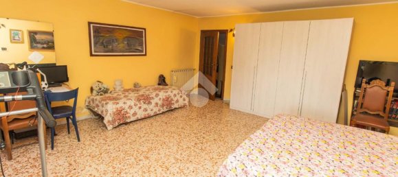 2 bedrooms House in Turin, Italy No. 272019 25