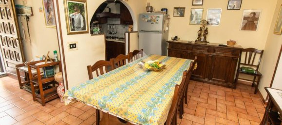 2 bedrooms House in Turin, Italy No. 272019 7