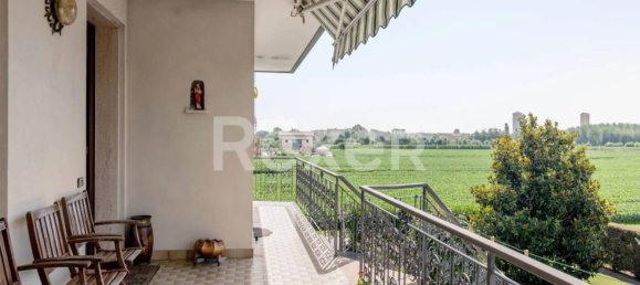 3 Schlafzimmer Villa in Jesolo, Italy, Nr. 277184 21