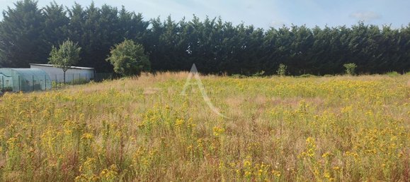 Terreno em Nouan-le-Fuzelier, France 3000 m² N.º 84673 2