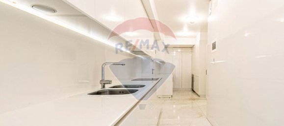 6 bedrooms Apartment in Lisbon, Portugal No. 58473 21