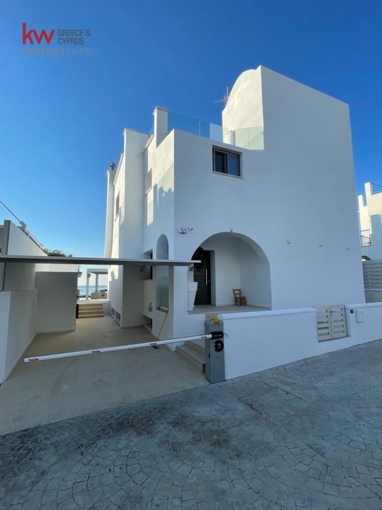 5 bedrooms Villa for sale in Paralimni, Ammochostos, Cyprus № 26785
