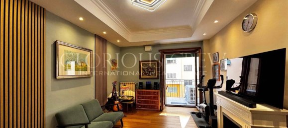 Apartamento de 3 dormitorios en Rome, Italy No. 14245 2