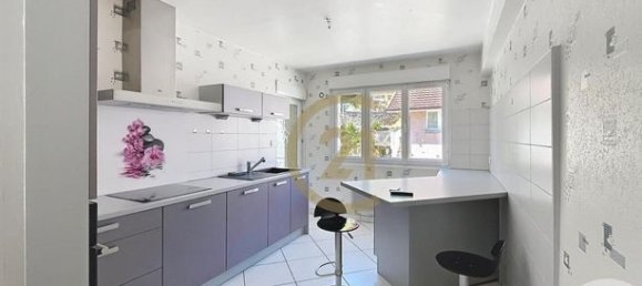 Квартира с 1 спальней в Шатнуа-ле-Форж, Франция № 360465 2