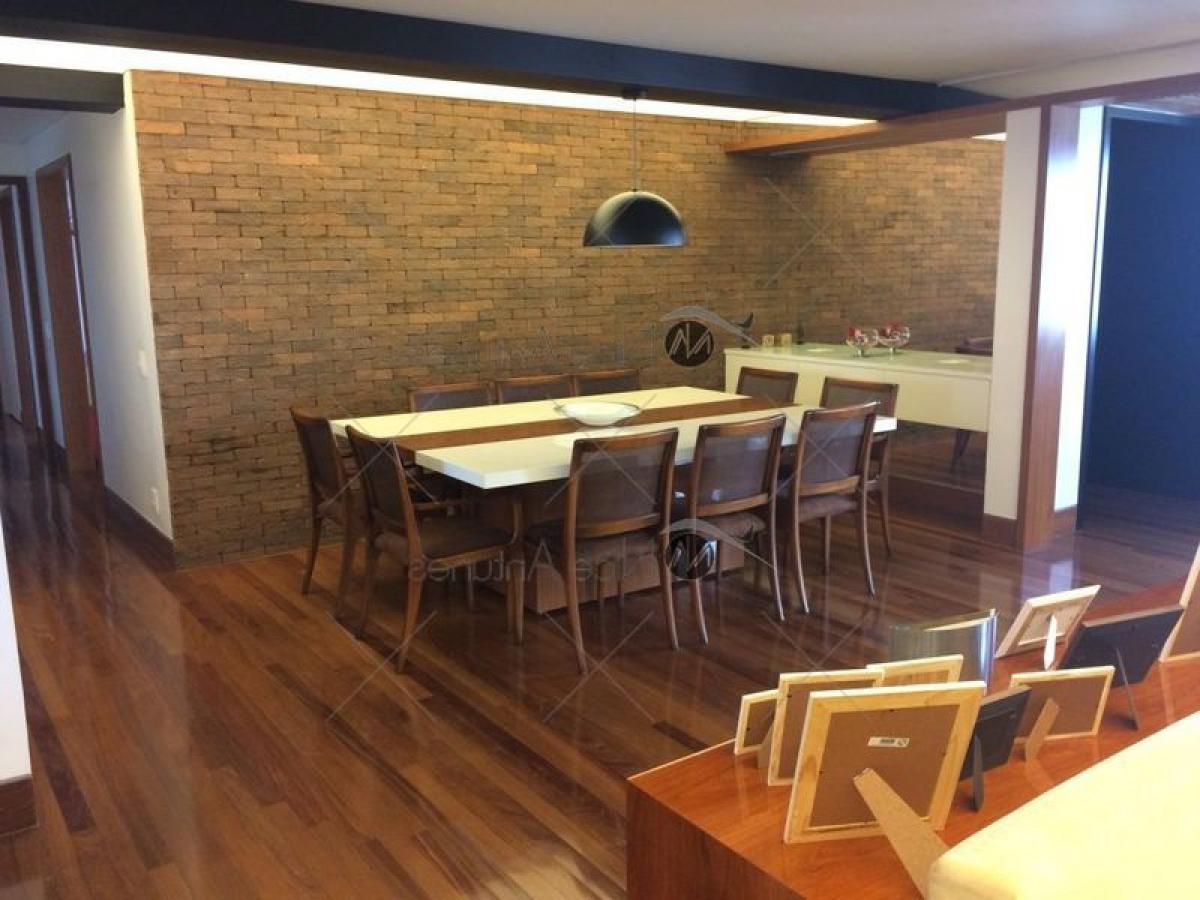 Apartamento de 3 dormitorios en Sao Paulo, Brazil No. 592404