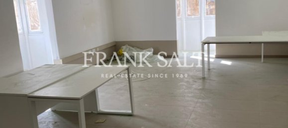 Office in Floriana, Malta No. 13251 7