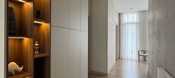 Квартира с 3 комнатами в Тбилиси, Грузия № 1449 3