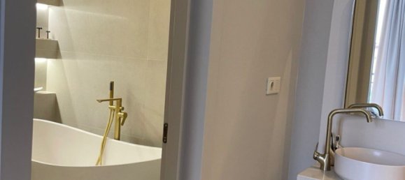 Квартира с 3 комнатами в Тбилиси, Грузия № 1449 15