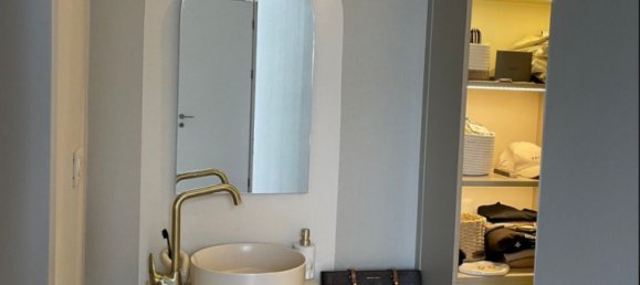 Квартира с 3 комнатами в Тбилиси, Грузия № 1449 28