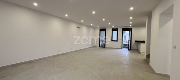 5 chambres Maison à Sao Mamede de Infesta, Portugal No. 132893 23