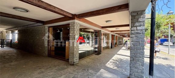 1-salle Propriété commerciale à Courmayeur, Italy No. 285706 2