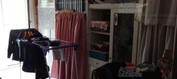 4-salle Appartement à Rome, Italy No. 12908 11