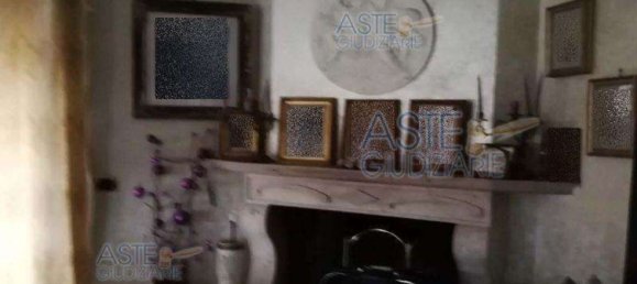 4-salle Appartement à Rome, Italy No. 12908 9