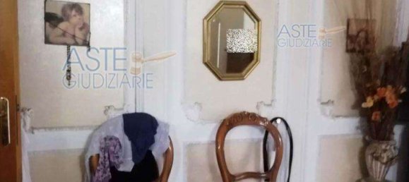 4-salle Appartement à Rome, Italy No. 12908 18