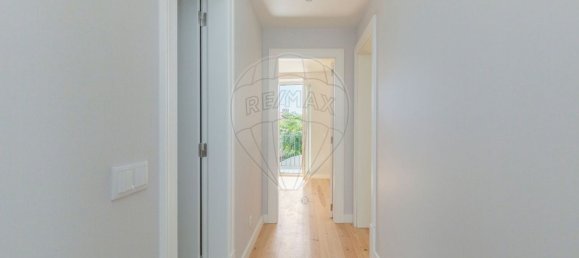 2 bedrooms Apartment in Lisbon, Portugal No. 70391 9