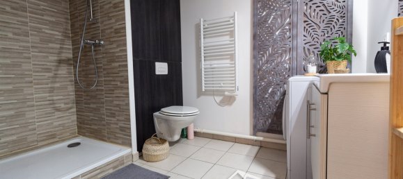 1 غرف نوم شقة في Jouy-le-Moutier, France رقم 166337 8