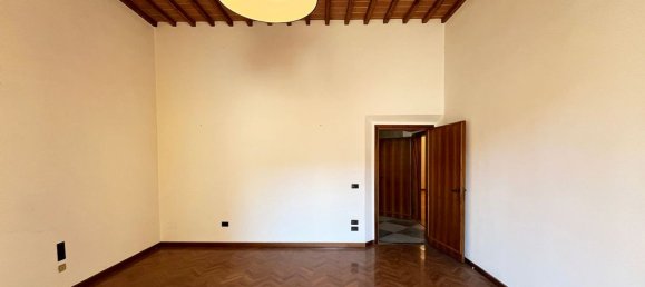 4 bedrooms Apartment in Empoli, Italy No. 333520 11