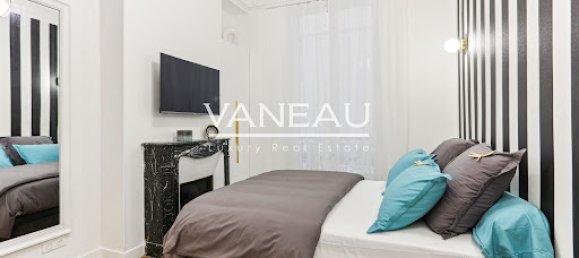 2 bedrooms Apartment in Paris, France No. 169901 14