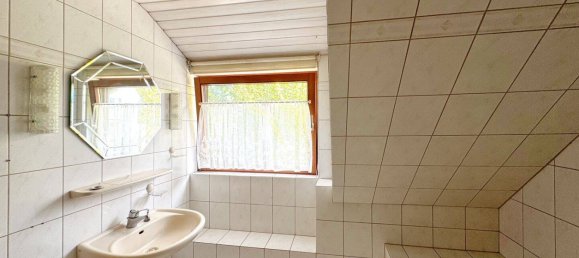 Adosado de 2 dormitorios en Rosrath, Germany No. 288796 4