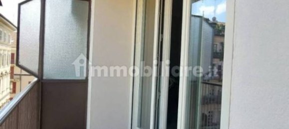 2 bedrooms Apartment in Turin, Italy No. 360576 3
