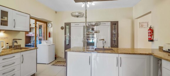 3 bedrooms House in Lagoa, Portugal No. 88654 10