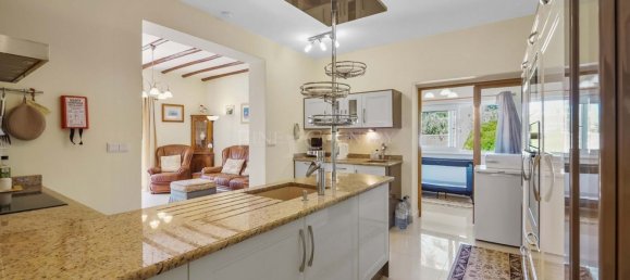 3 bedrooms House in Lagoa, Portugal No. 88654 11