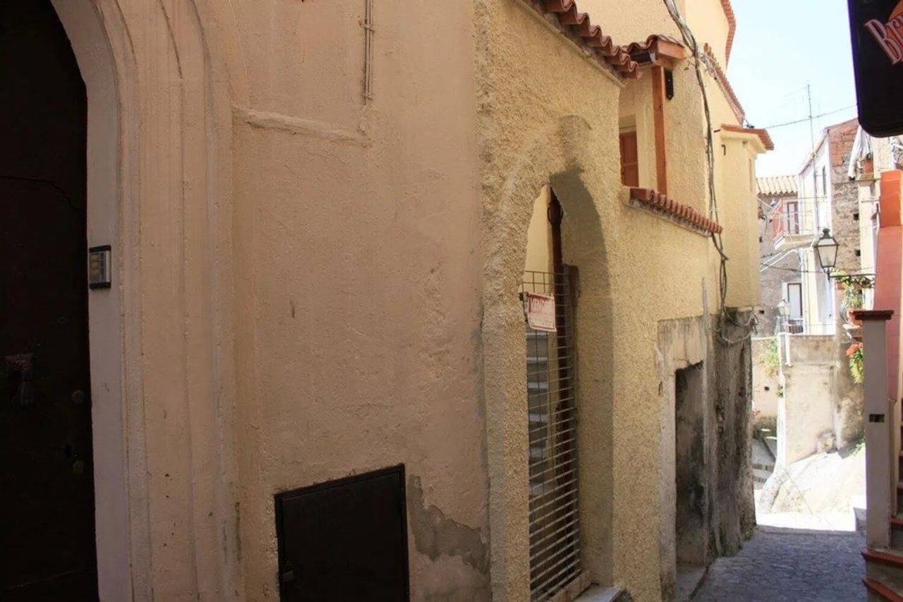 4 rooms Apartment in Scalea, Italy No. 115177