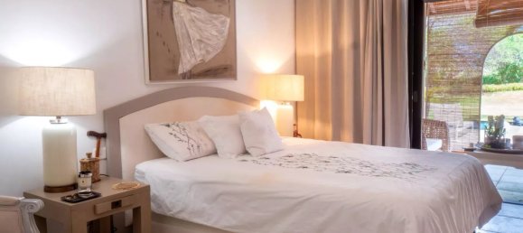 5 bedrooms Villa in Tamarin, Mauritius No. 32 11