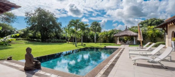 5 bedrooms Villa in Tamarin, Mauritius No. 32 7