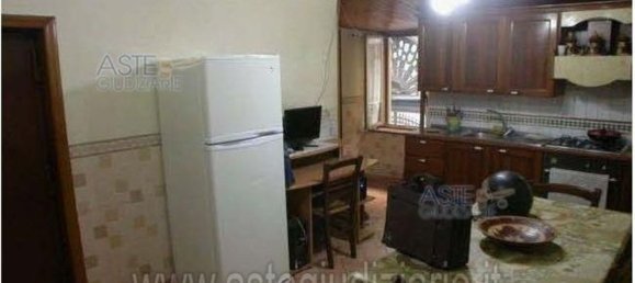 3 rooms Apartment in Naples, Italy No. 12534 33