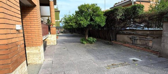 2 bedrooms Apartment in Rome, Italy No. 333623 7