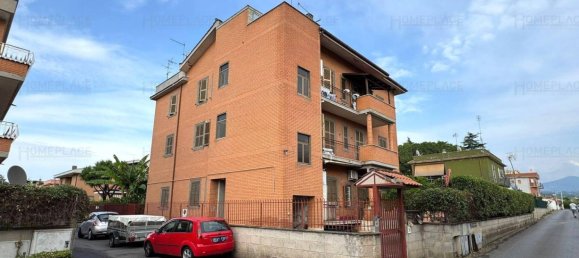 2 bedrooms Apartment in Rome, Italy No. 333623 4