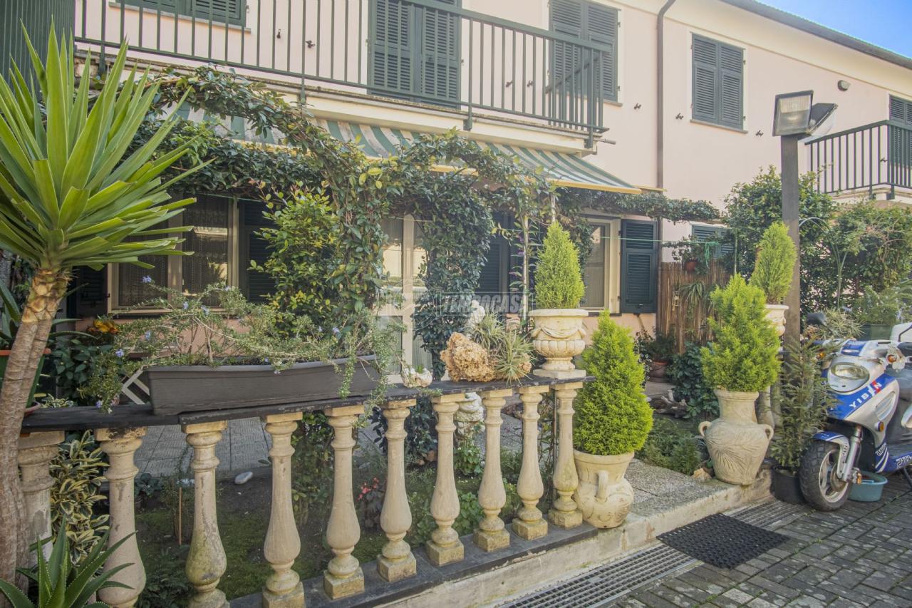 2 rooms Apartment in Lavagna, Italy No. 31740