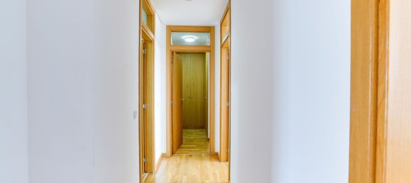 3 bedrooms Apartment in Lisbon, Portugal No. 133052 16