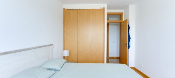 3 bedrooms Apartment in Lisbon, Portugal No. 133052 8