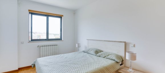 3 bedrooms Apartment in Lisbon, Portugal No. 133052 7