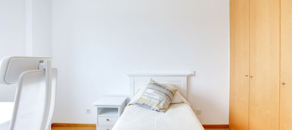 3 bedrooms Apartment in Lisbon, Portugal No. 133052 13