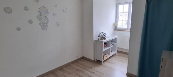 4 Schlafzimmer Haus in Chaingy, France, Nr. 335085 10