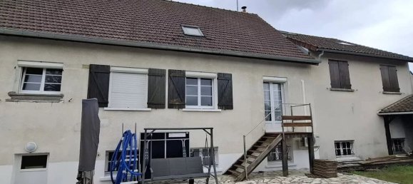 4 Schlafzimmer Haus in Chaingy, France, Nr. 335085 13