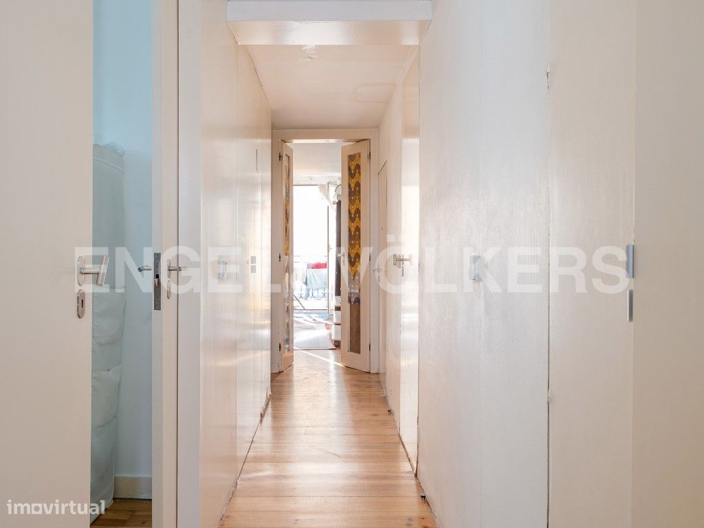 2 bedrooms Apartment in Lisbon, Portugal No. 14347