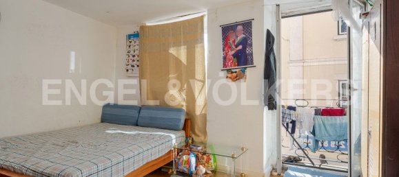 2 bedrooms Apartment in Lisbon, Portugal No. 14347 2