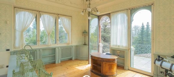 21 room Villa in Varese, Italy No. 20964 13