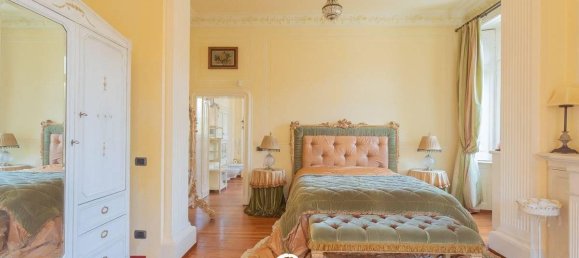 21 room Villa in Varese, Italy No. 20964 15