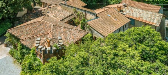 21 room Villa in Varese, Italy No. 20964 24