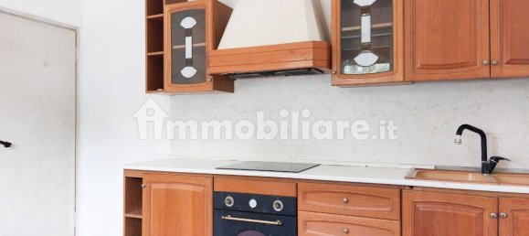 2 غرف نوم فيلا في Desenzano del Garda, Italy رقم 285516 5